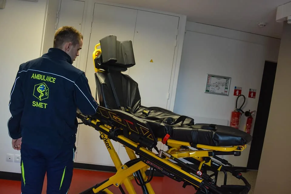 Brancard électrique Stryker — capacité 320 kg